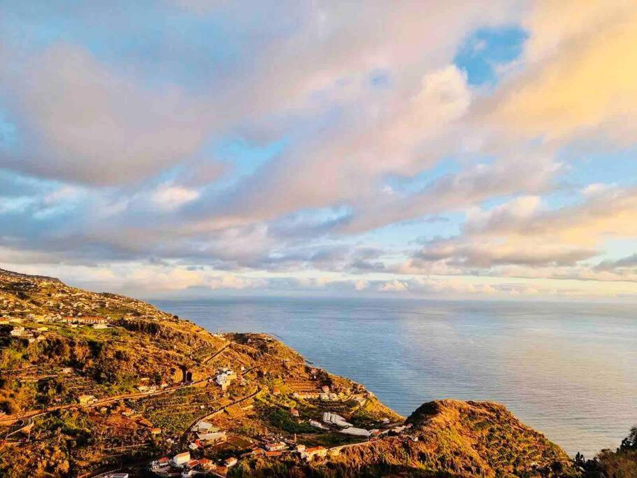 Mar A Vista By Your Madeira Rentals Понта-ду-Сол Экстерьер фото